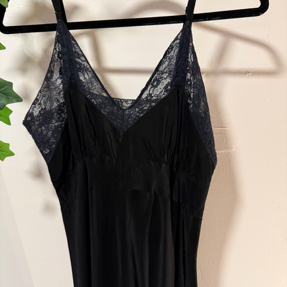 Vintage Black Lace Trim Midi Slip Dress – Tag Reads Size 34 (Xs-Small) - Midriff - Picture 3 of 4